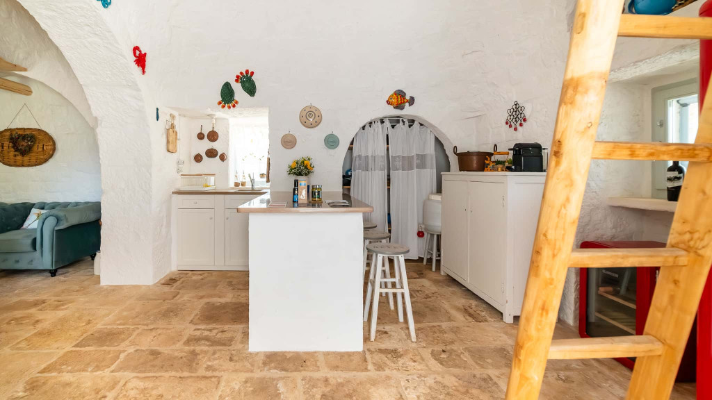 Trullo Ape Regina