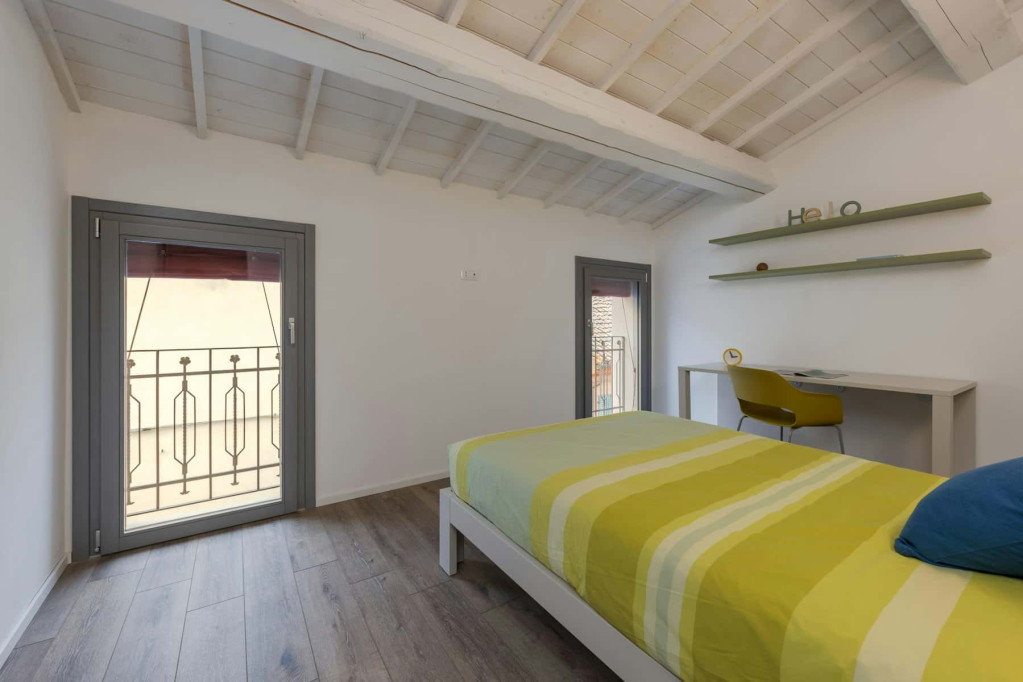 Room in Via Fondobanchetto, Ferrara for 45 m² with 2 bedrooms