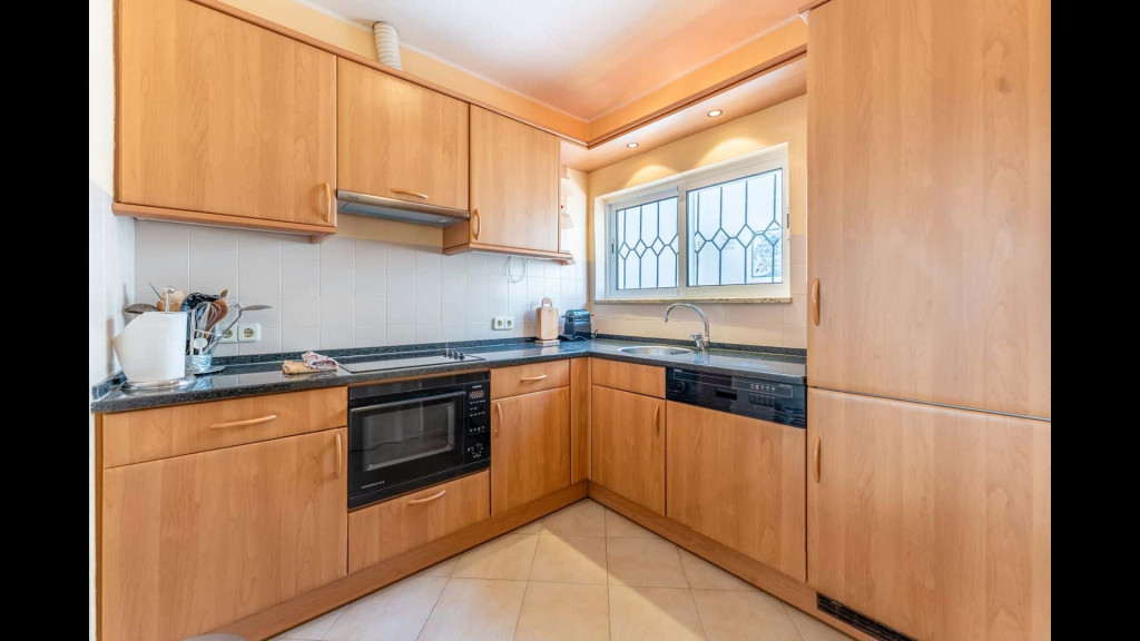 2 BDR W/Balcony in Vale do Lobo