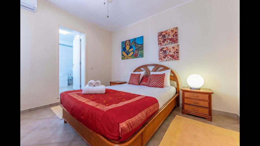 2 BDR W/Balcony in Vale do Lobo