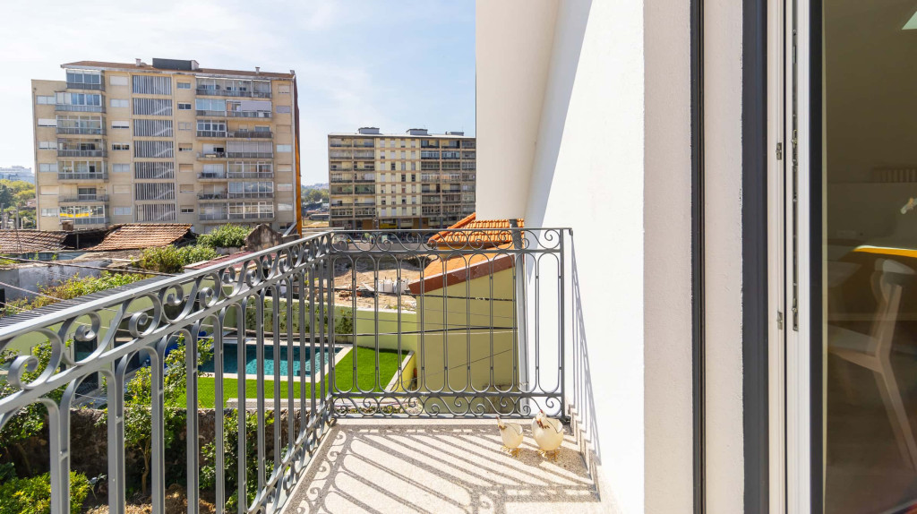 Bright Studio Apartment in Rua Luís de Camões, Vila Nova de Gaia