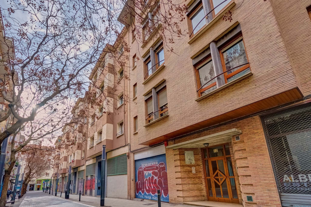 Habitación en Calle Isaac Albéniz, Pamplona
