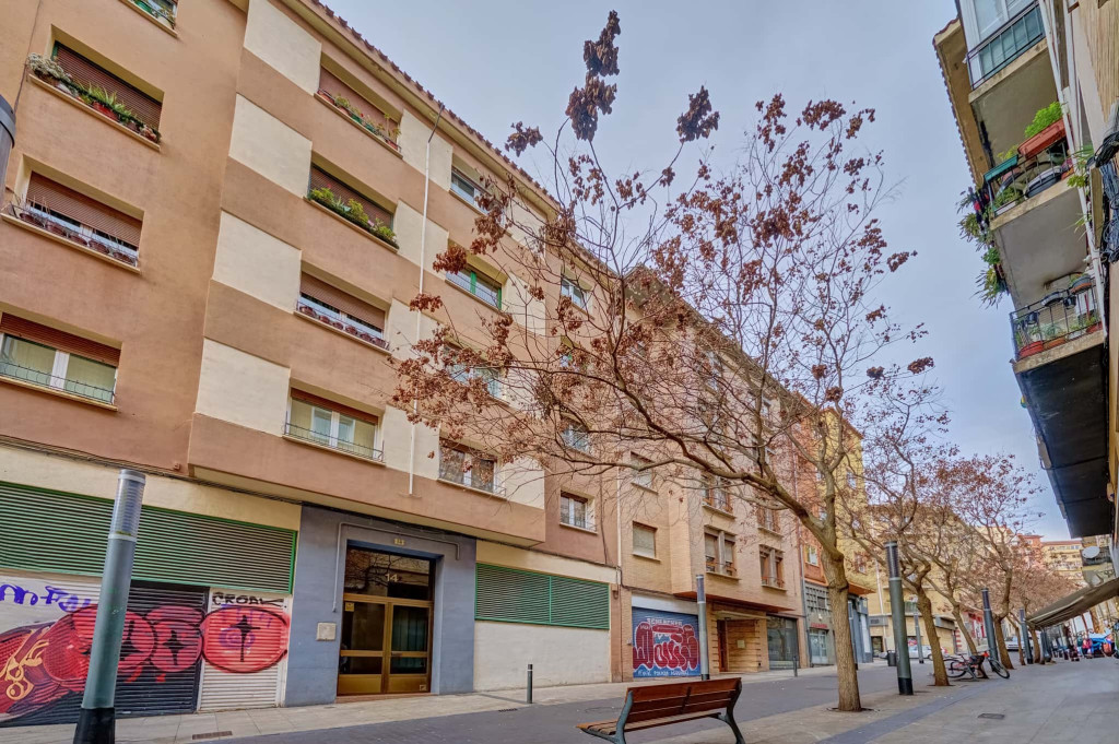 Habitación en Calle Isaac Albéniz, Pamplona