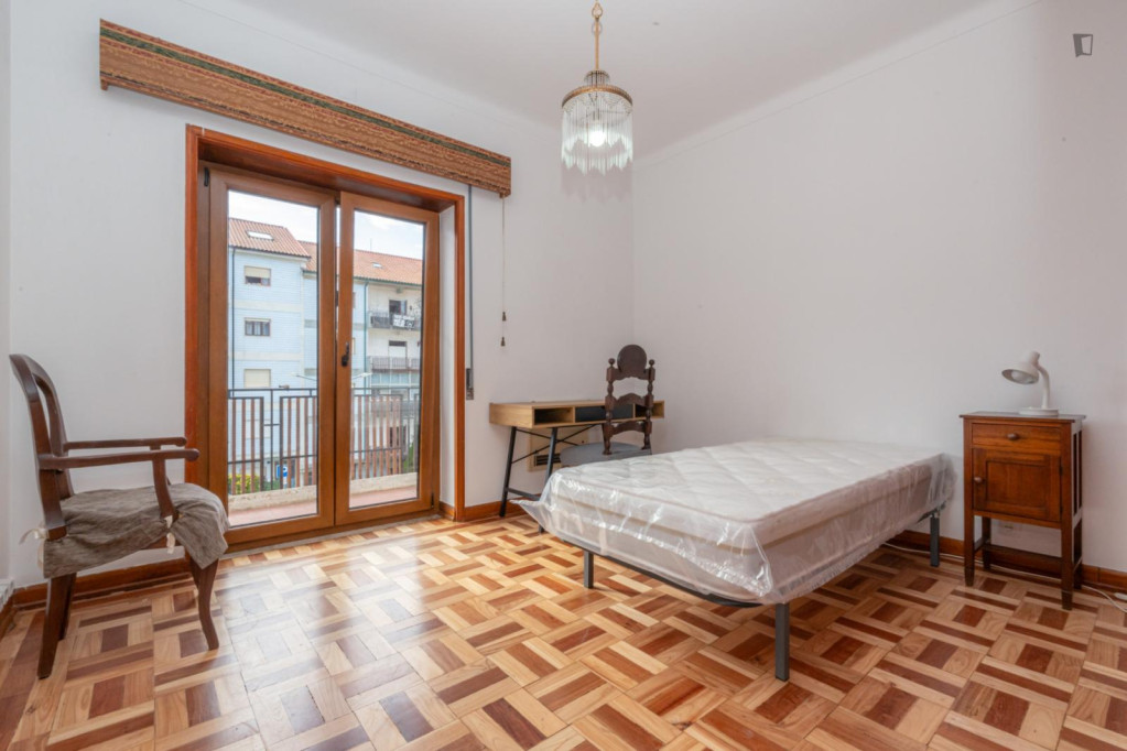 Lovely bedroom next to Faculdade de Farmácia 