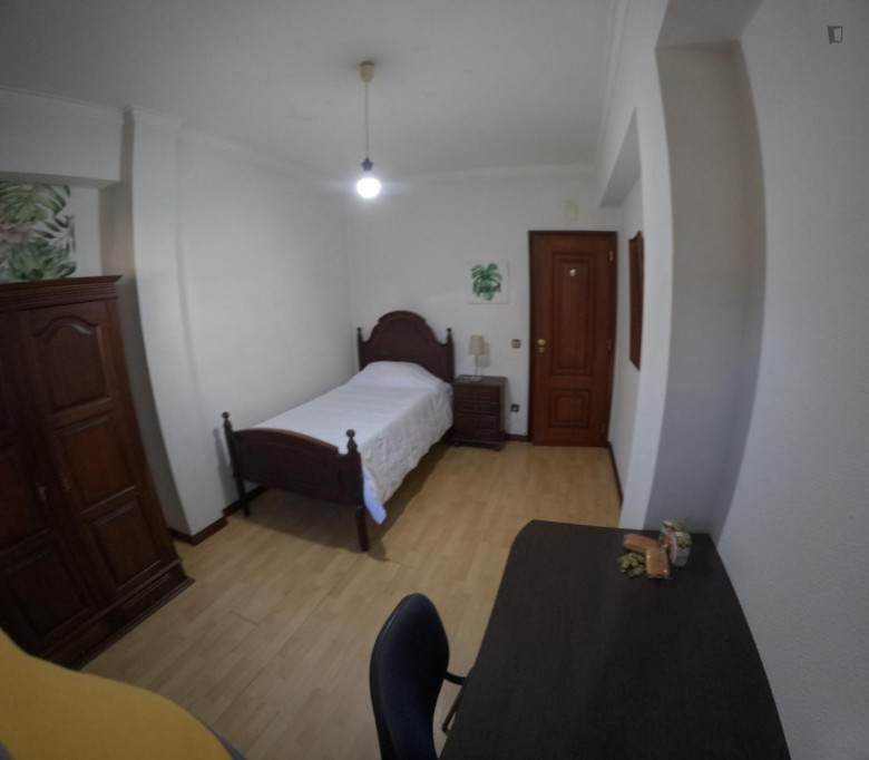 Very nice single bedroom in Celas - Coimbra - chambre - ImmoJeune