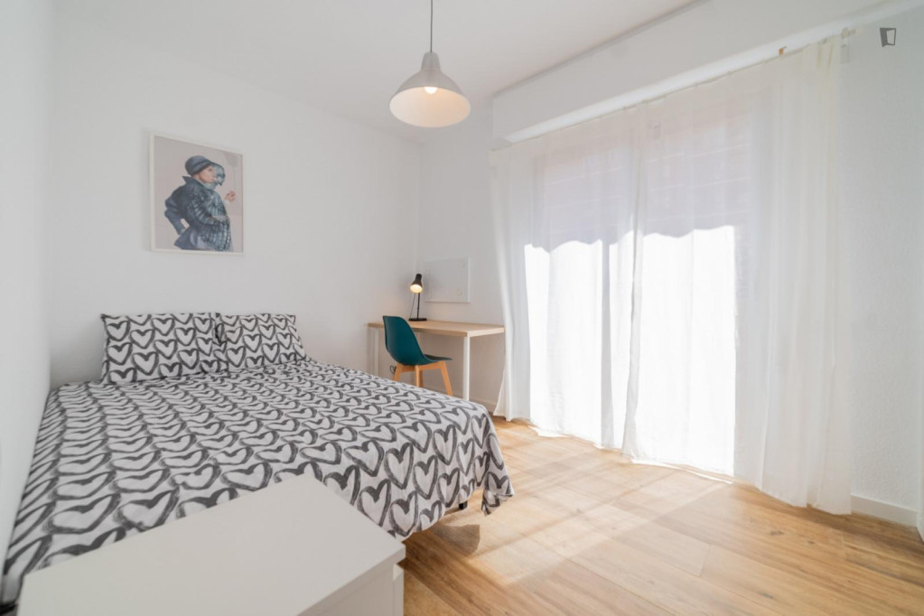 Cozy single bedroom with balcony - Valence - chambre - ImmoJeune