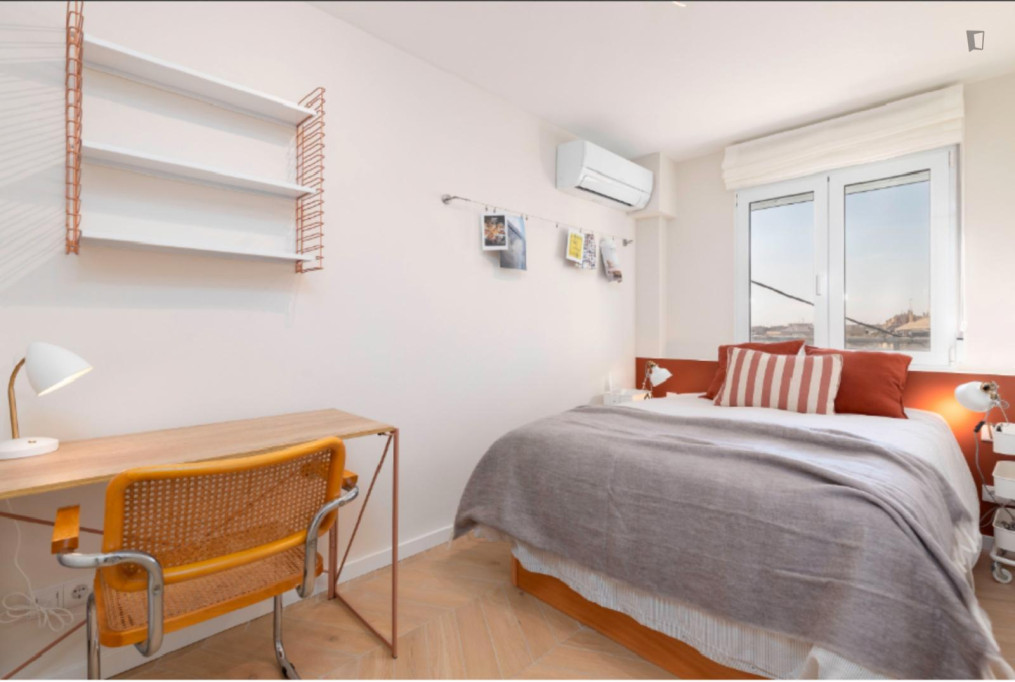 Huggable Single Bedroom close to Valencia Polytechnic University - Valence - chambre - ImmoJeune