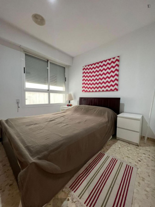 Neat double bedroom in Exposició - Valence - chambre - ImmoJeune