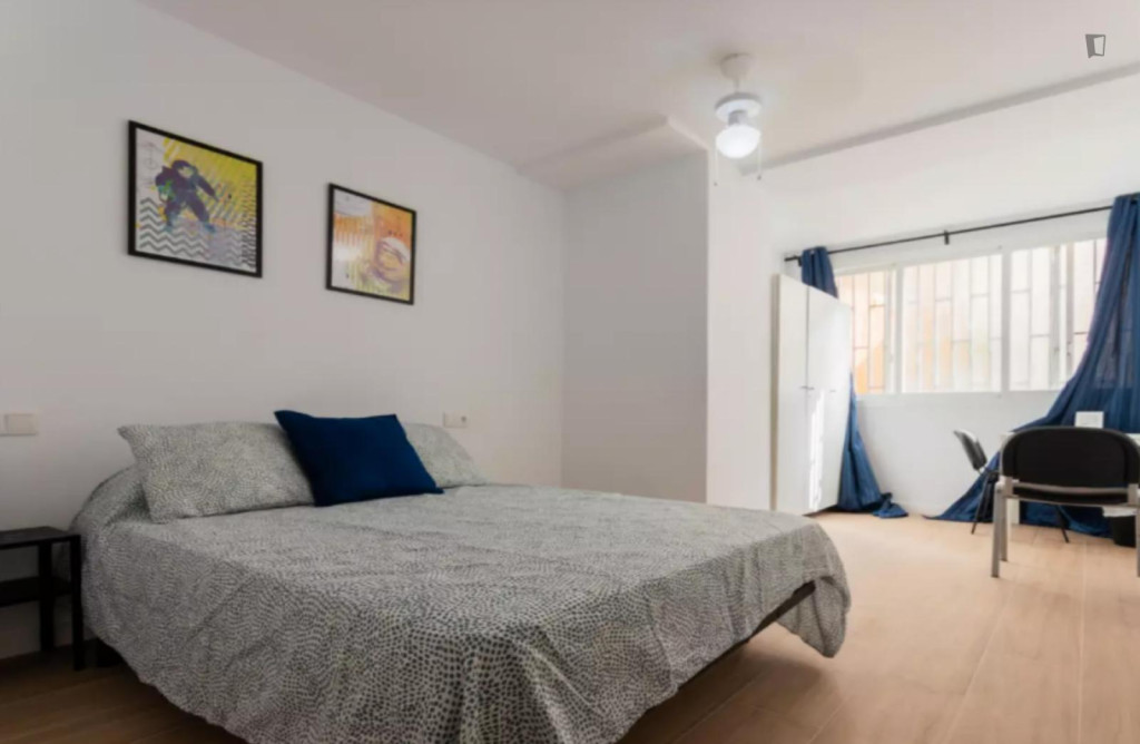 Big double bedroom in La Roqueta - Valence - chambre - ImmoJeune