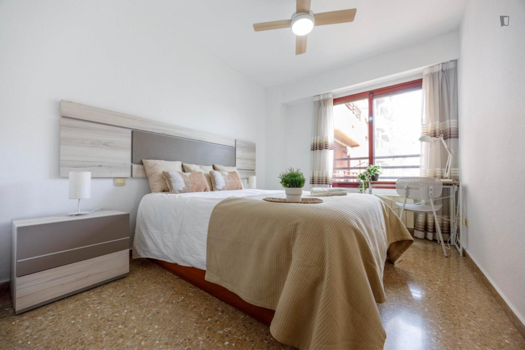 \Very cool double ensuite bedroom in Benimaclet - Valence - chambre - ImmoJeune