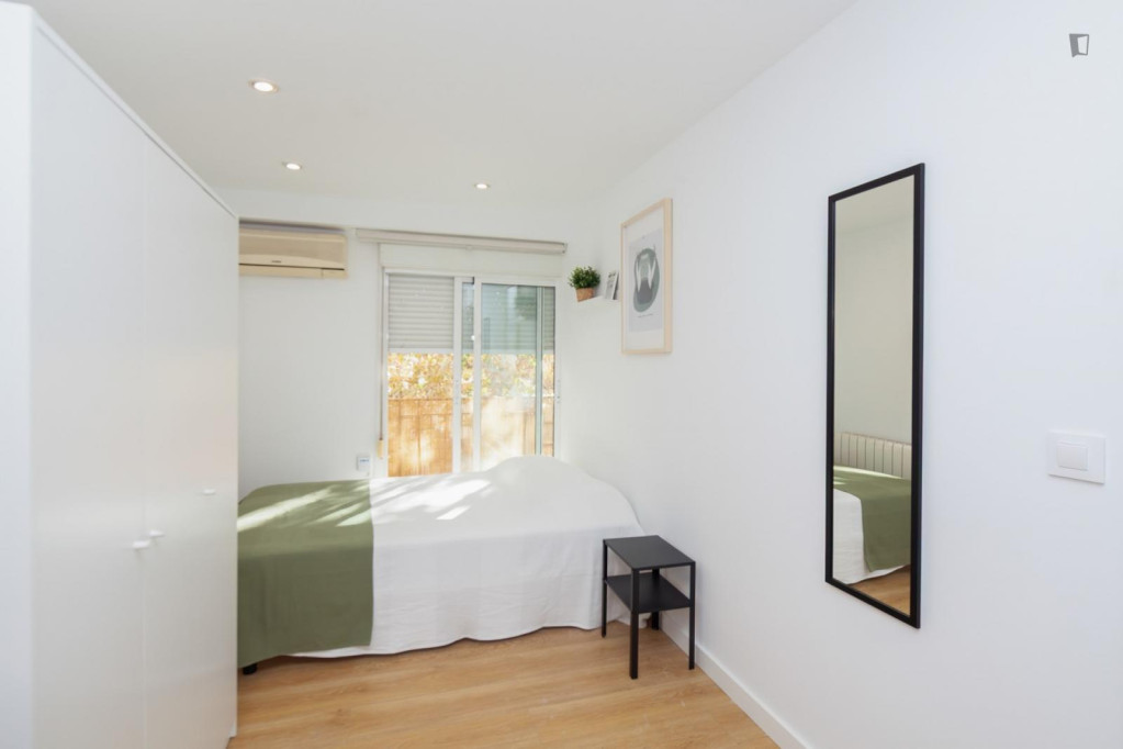 Attractive single bedroom with balcony - Valence - chambre - ImmoJeune
