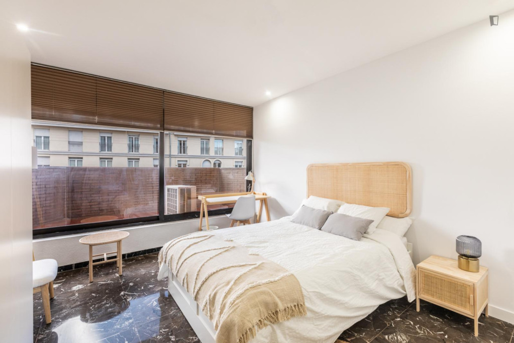 Bedroom for rent in Guillem de Castro 8, Valencia - Valence - chambre - ImmoJeune