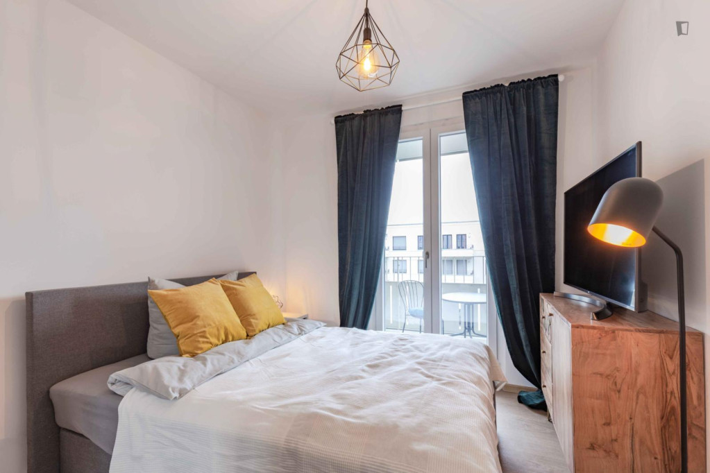 Pleasant single Bedroom close to Berlin Central Station - Berlin - chambre - ImmoJeune