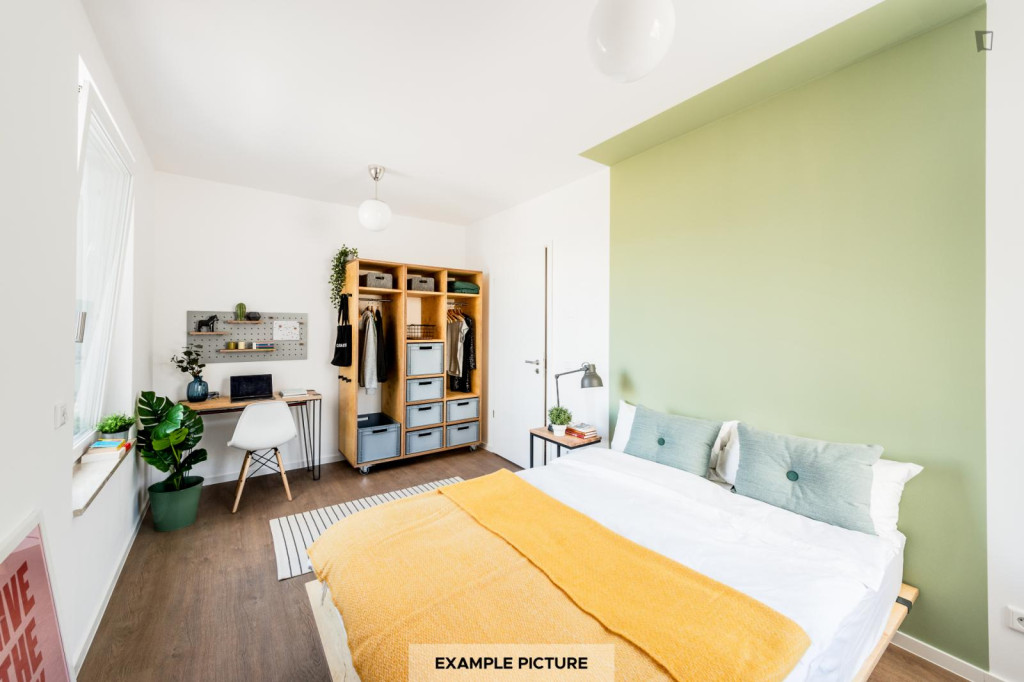 Double Bedroom in a 5 bedroom in Moabit - Berlin - chambre - ImmoJeune