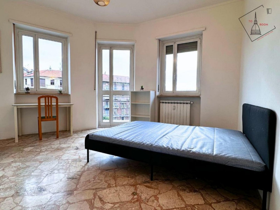 Large Appealing single bedroom in a property with balcony