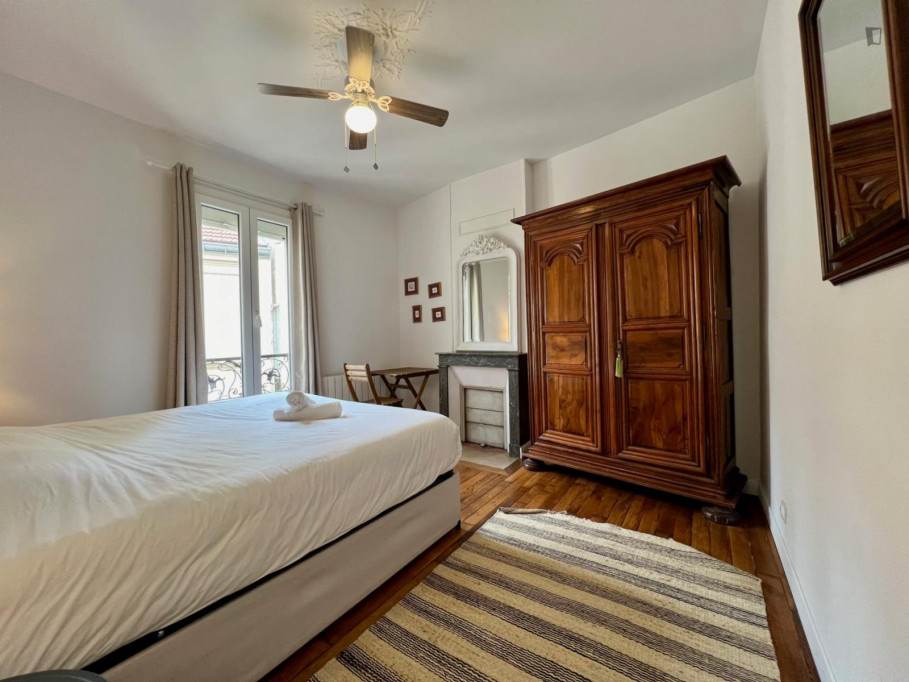 Stunning 2-bedroom apartment in Maison-Blanche