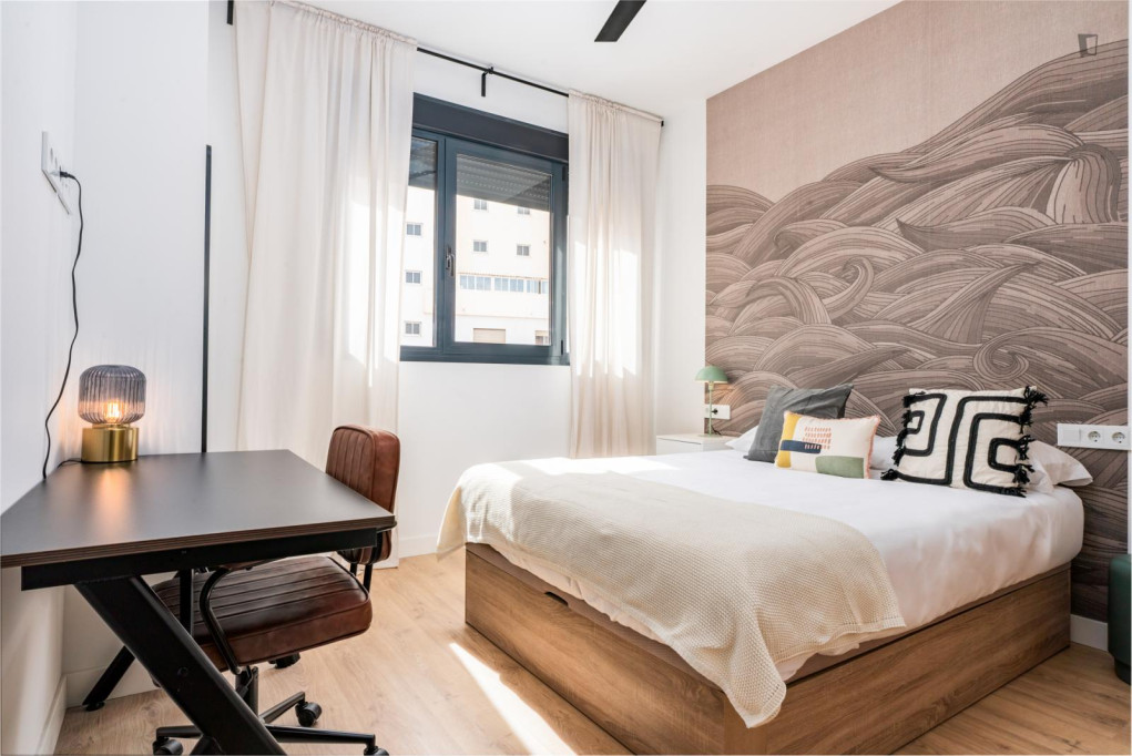 Beautiful double ensuite bedroom in Victoria Eugenia - Malaga - chambre - ImmoJeune