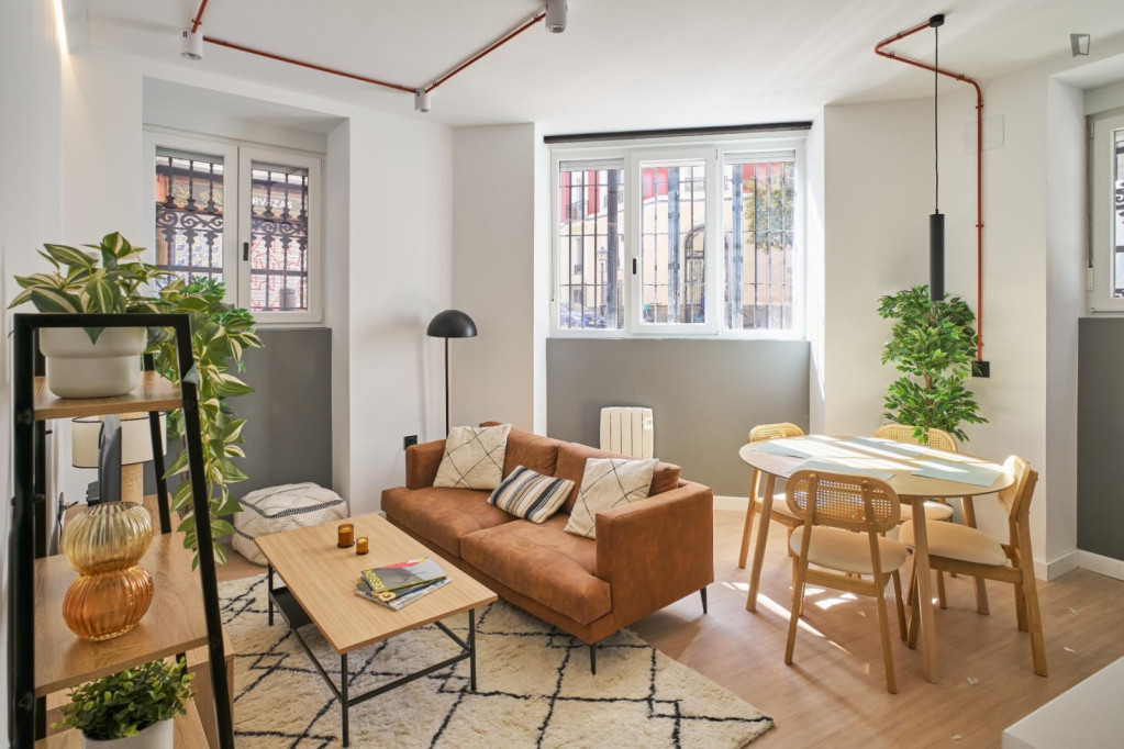 Charming 2-bedroom apartment in Chueca-Justicia - Madrid - chambre - ImmoJeune