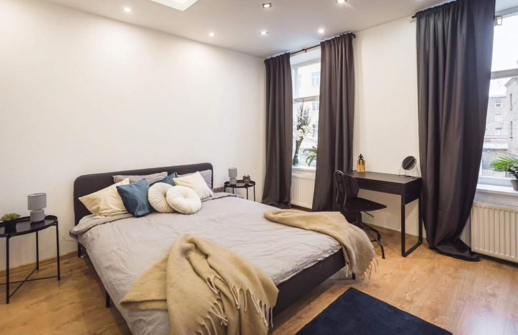 Cozy double bedroom in welcoming shared flat in Latgale - Riga - chambre - ImmoJeune