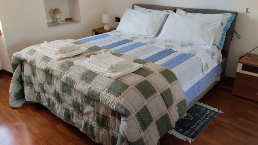 2-bedroom house, with outdoor area - La Spezia - chambre - ImmoJeune