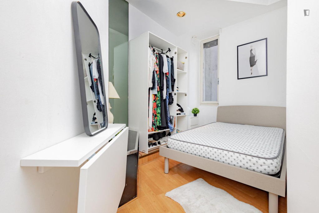 Welcoming Single Bedroom in Largo Augusto - Milan - chambre - ImmoJeune