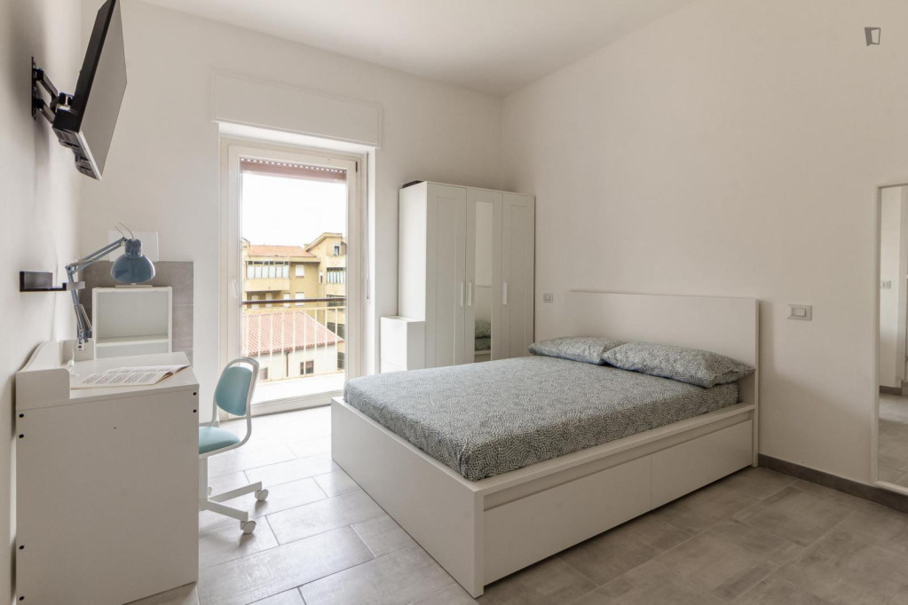 Alluring double ensuite bedroom in the centre of Sassari - Sassari - chambre - ImmoJeune