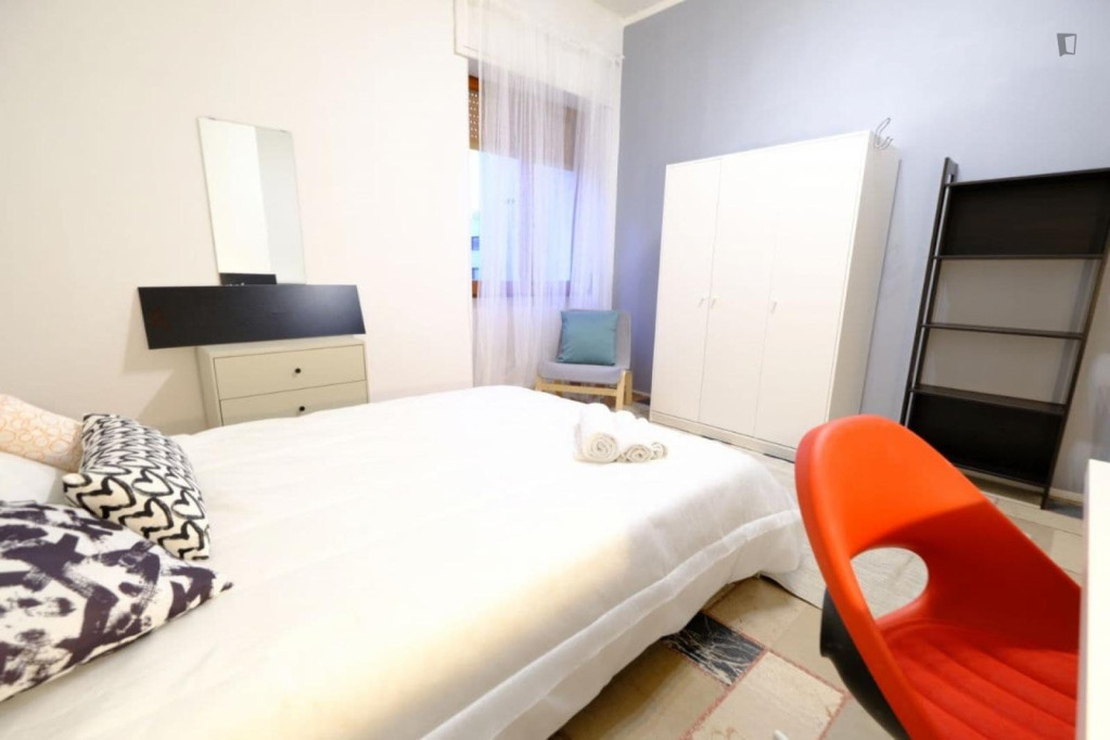 Comfy double bedroom near Università degli Studi di Sassari  - Sassari - chambre - ImmoJeune