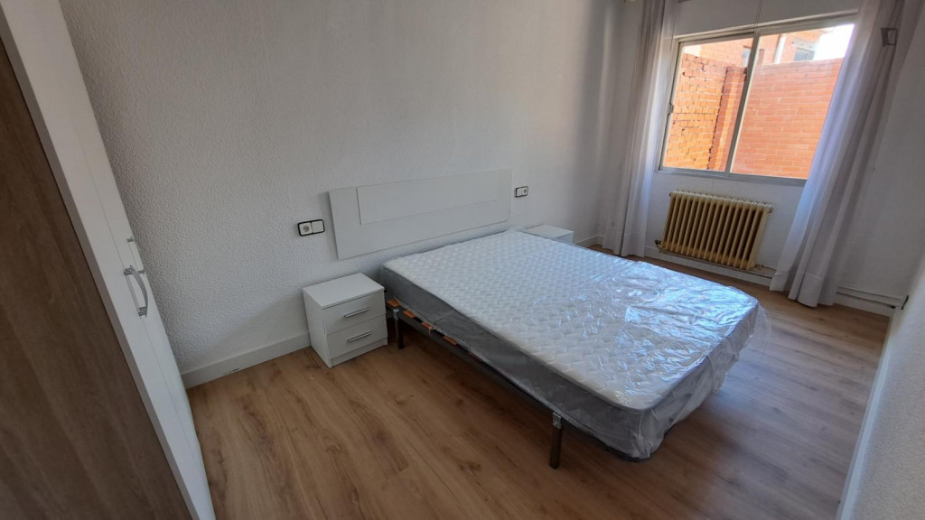 Nice double bedroom in Santa Barbara - Toledo - chambre - ImmoJeune