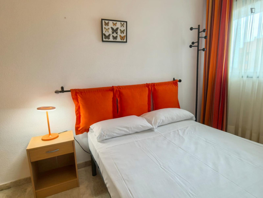 Welcoming double bedroom in Garbinet - Alicante - chambre - ImmoJeune
