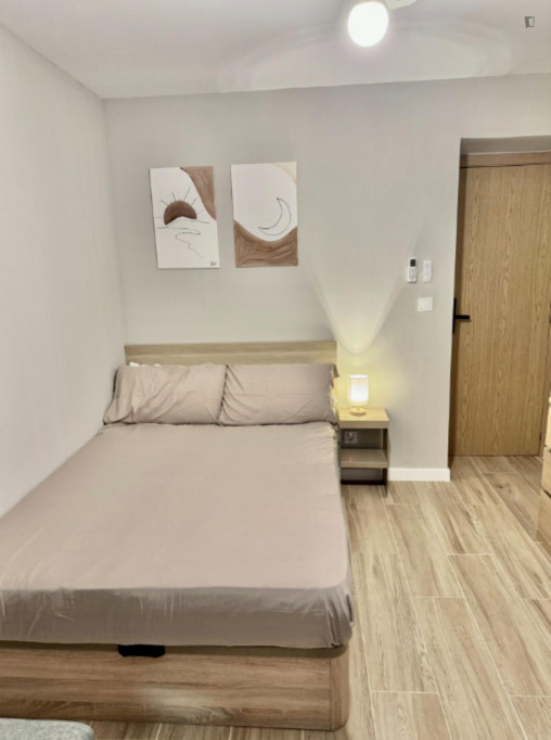 Magic Double Bedroom close to University General Hospital Dr. Balmis