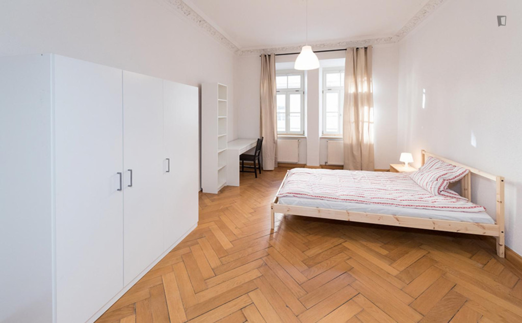 Neat single bedroom in Ludwigsvorstadt-Isarvorstadt - Munich - chambre - ImmoJeune
