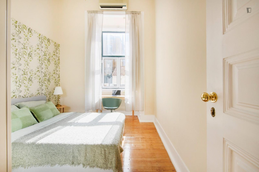 Attractive single bedroom - Lisbonne - chambre - ImmoJeune