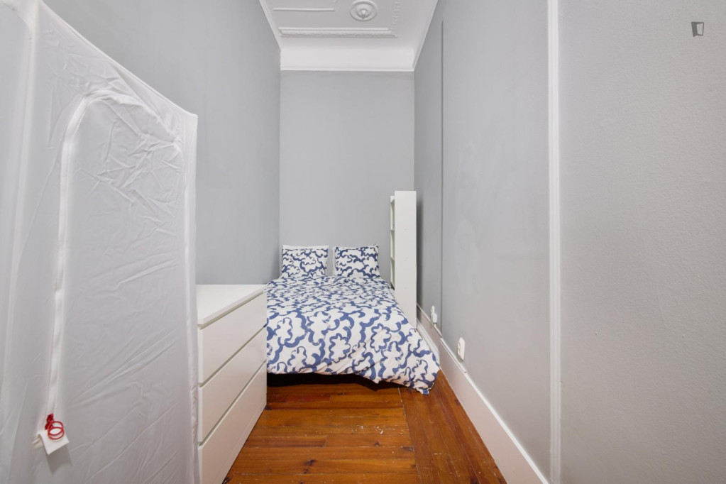 Homely double bedroom in Entrecampos - Lisbonne - chambre - ImmoJeune