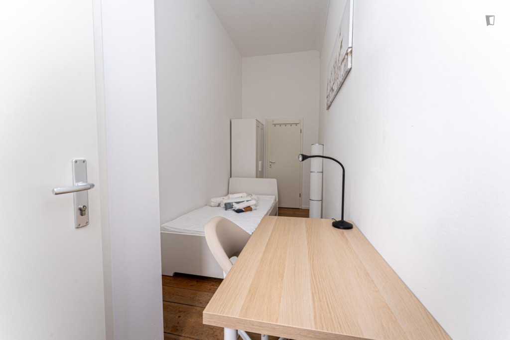 Comfy single bedroom very close to Schönfließer Str. tram stop  - Berlin - chambre - ImmoJeune