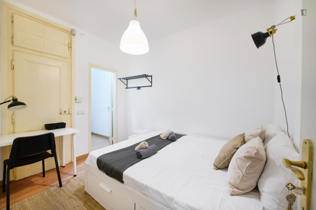 Pleasant double bedroom in Arroios - Lisbonne - chambre - ImmoJeune