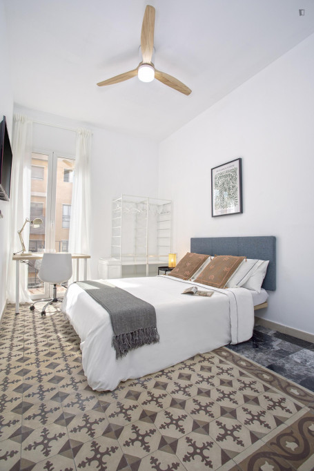 Bedroom for rent in Jaboneros 2, Málaga - Malaga - chambre - ImmoJeune