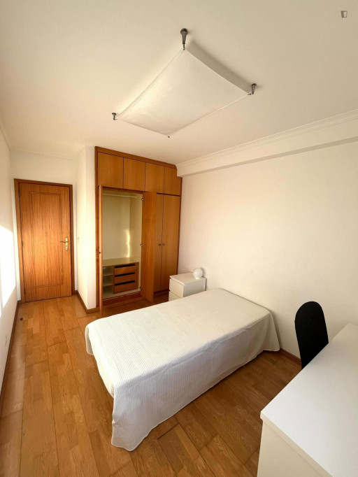 Adorable Single Bedroom close to Aveiro University - Aveiro - chambre - ImmoJeune