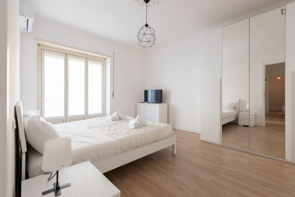 2-bedroom apartment, with outdoor area - Rome - chambre - ImmoJeune