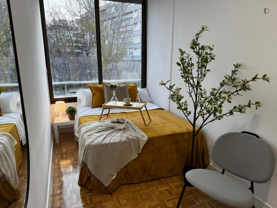 Inviting double bedroom in Moncloa-Aravaca - Madrid - chambre - ImmoJeune