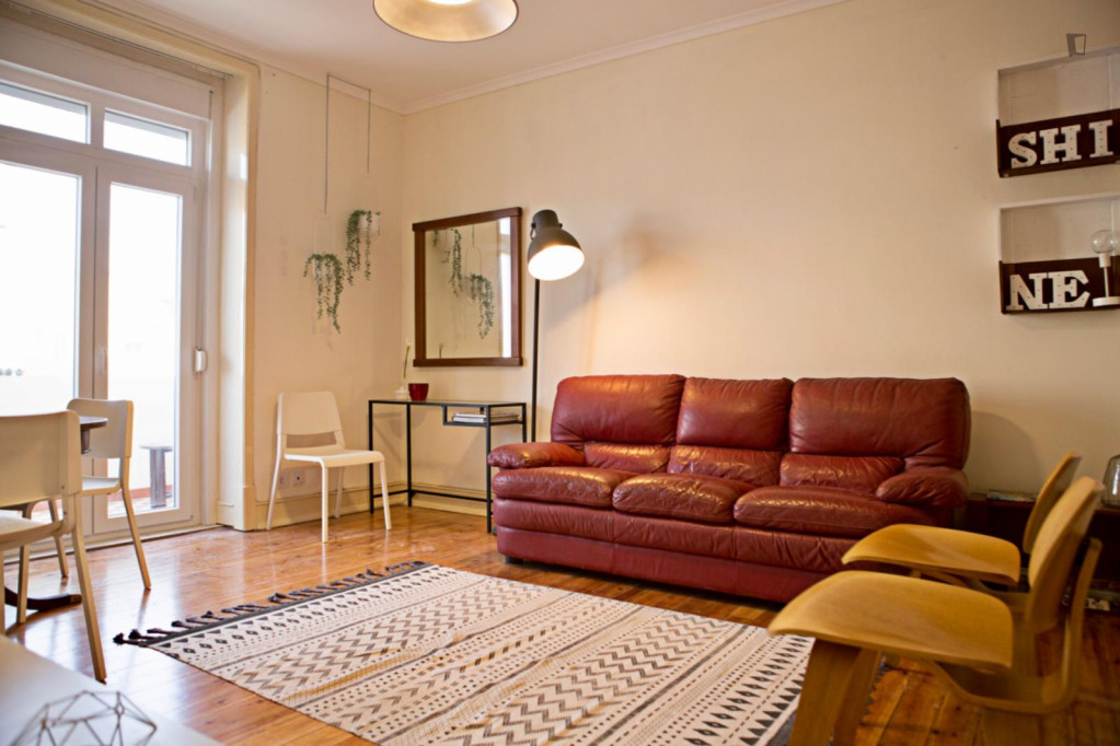 Amazing 4 Bedroom Apartment close to Instituto Superior Técnico - Lisbonne - chambre - ImmoJeune
