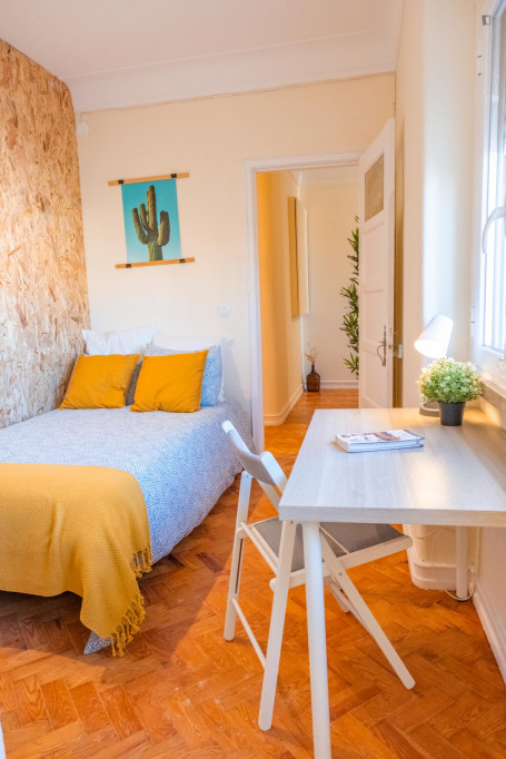 Fantastic Ensuite Single Bedroom in Areeiro - Lisbonne - chambre - ImmoJeune
