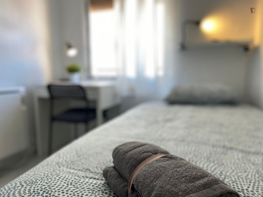 Attractive single bedroom - Madrid - chambre - ImmoJeune