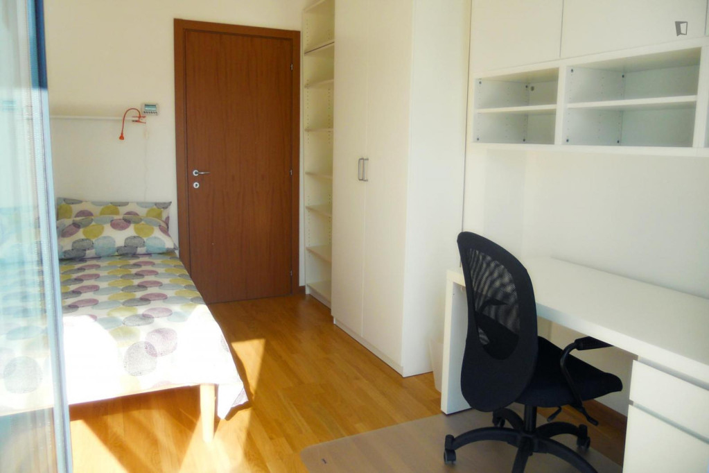 Sunny single bedroom close to Pirelli HangarBicocca - Milan - chambre - ImmoJeune
