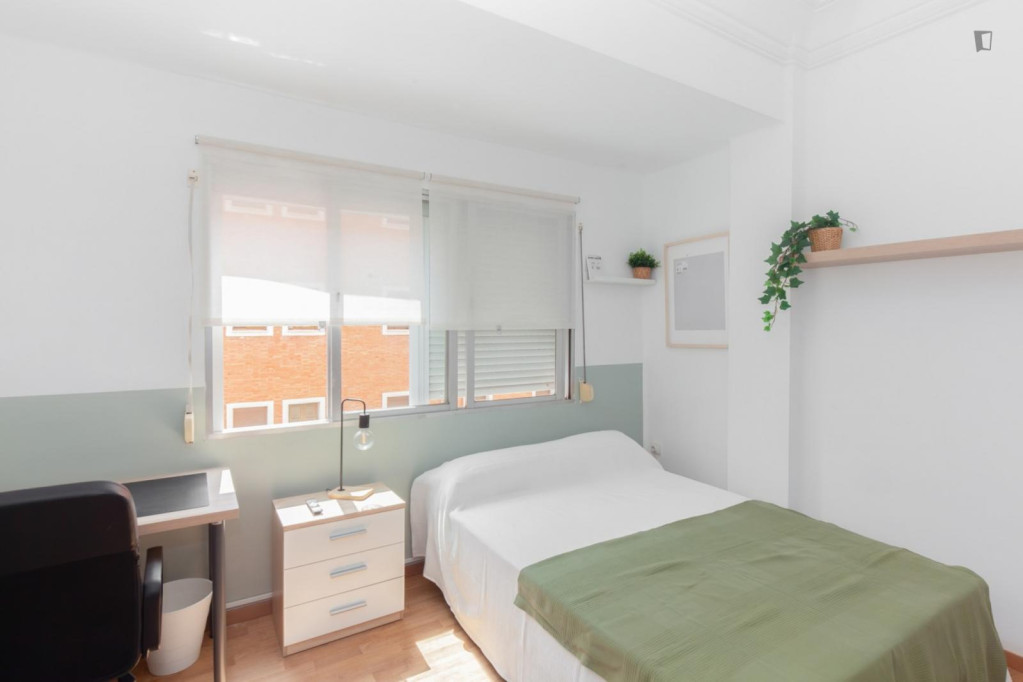 Great looking single bedroom - Valence - chambre - ImmoJeune