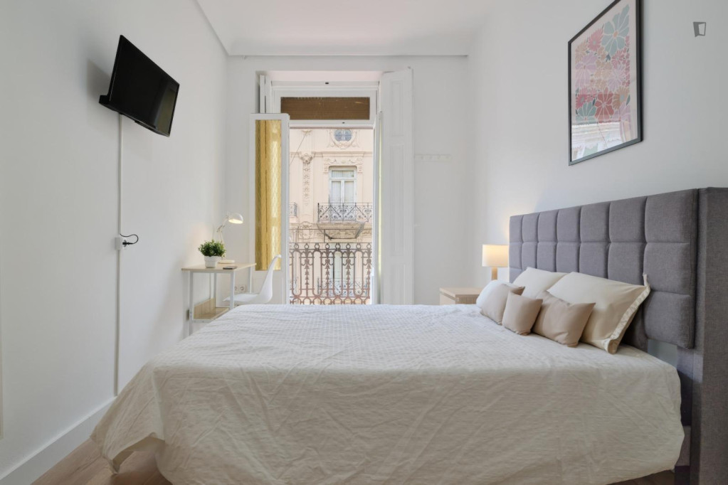 Interesting double bedroom in La Xerea - Valence - chambre - ImmoJeune