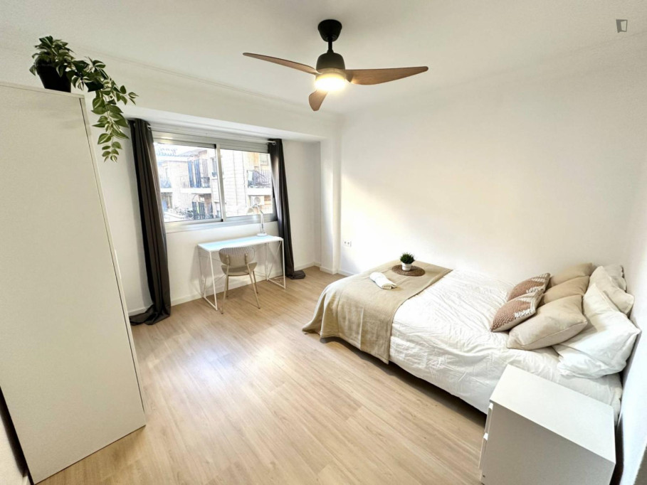 Sublime double bedroom in Benimaclet - Valence - chambre - ImmoJeune