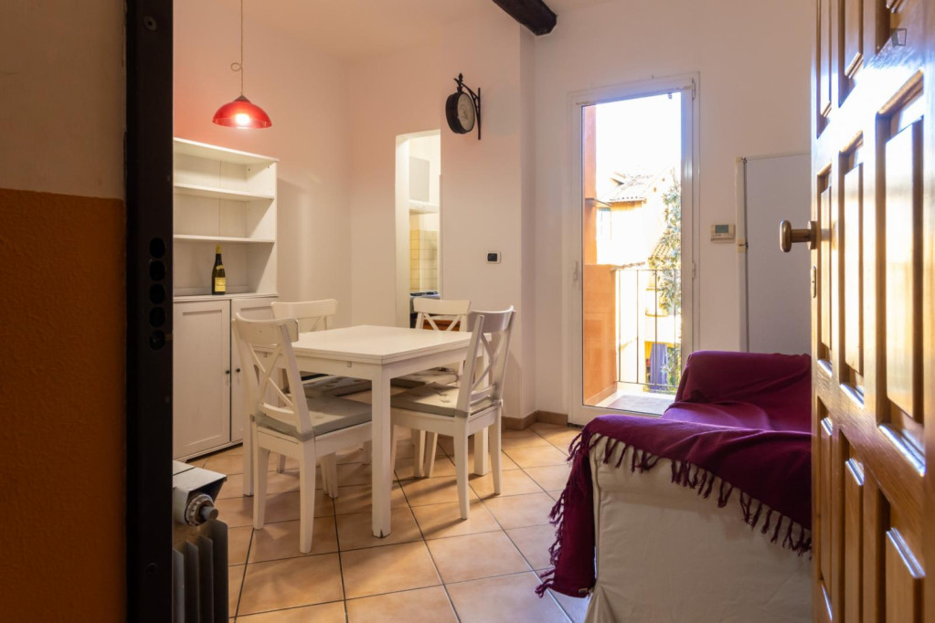 Very cool 3-bedroom apartment in the centre of Bologna - Bologne - chambre - ImmoJeune