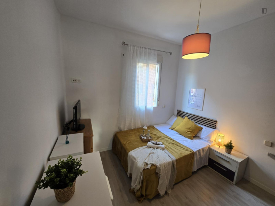 Homely 2-bedroom apartment in Usera - Madrid - chambre - ImmoJeune
