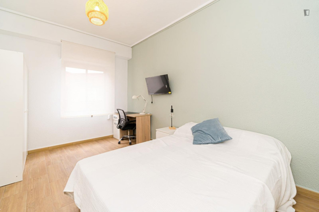 Attractive single bedroom - Alicante - chambre - ImmoJeune