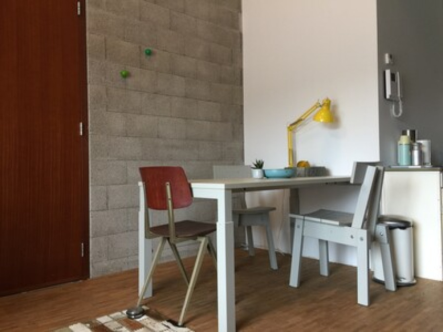 Sustainable studio & vintage vibe